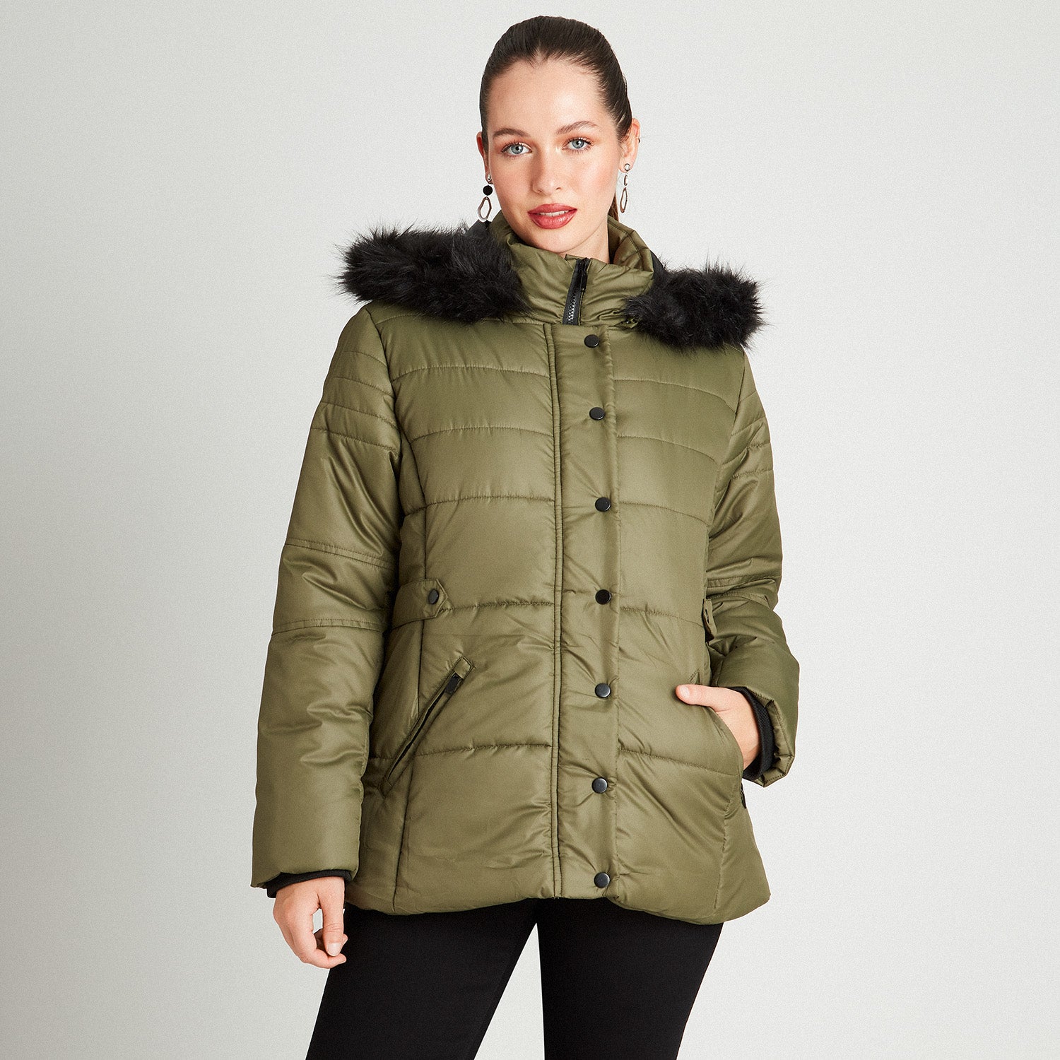 Parka Con Gorro Y Detalle En Cintura Verde