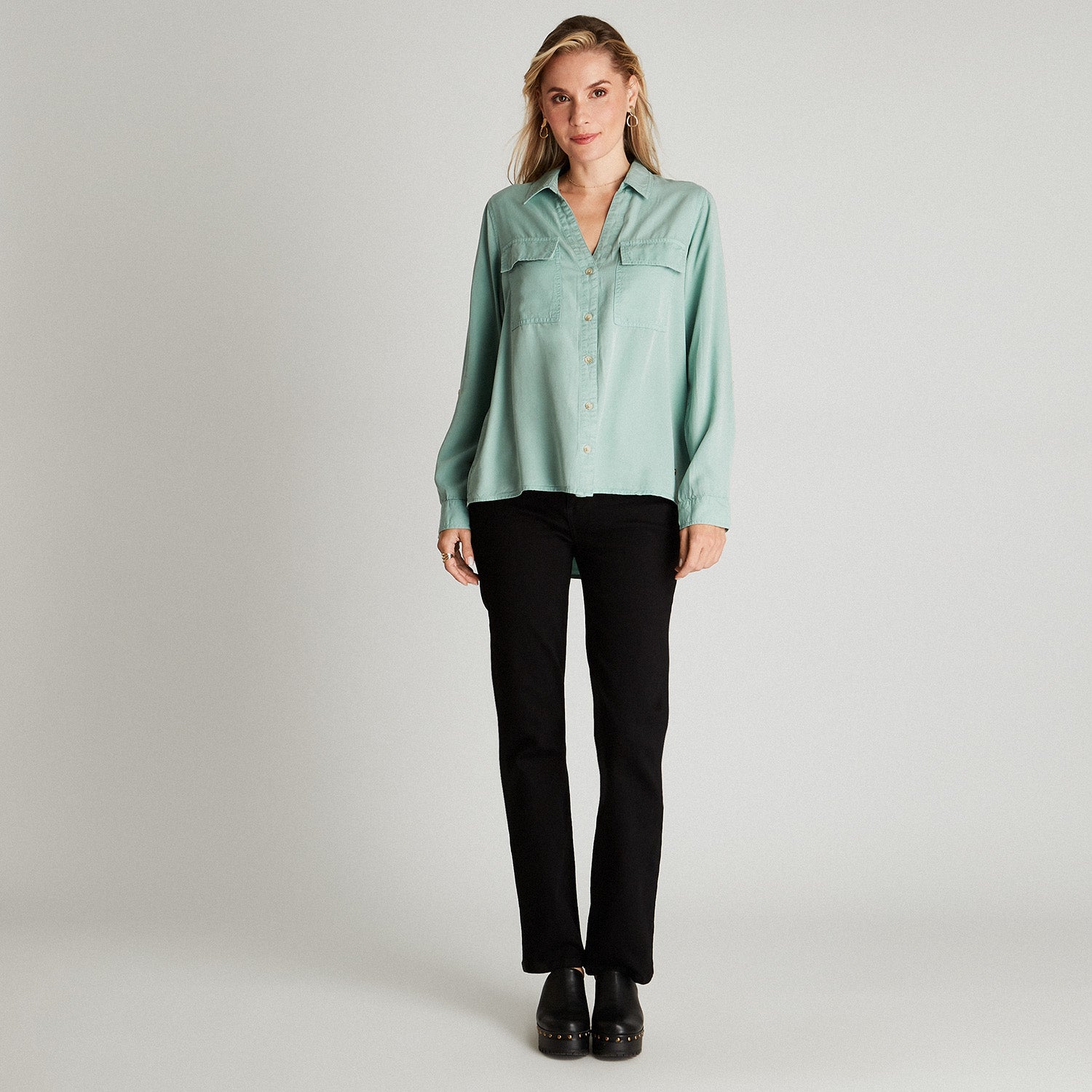 Blusa Verde Menta Cuello Camisero