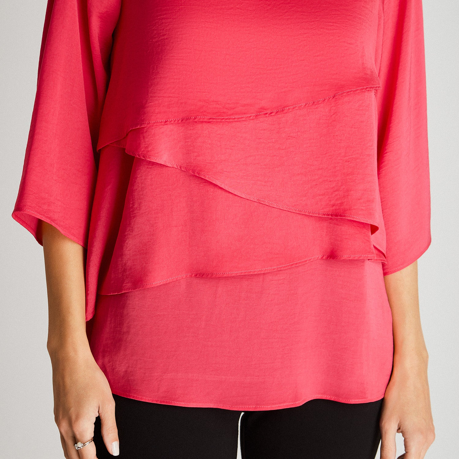 Blusa Fucsia Manga 3,4