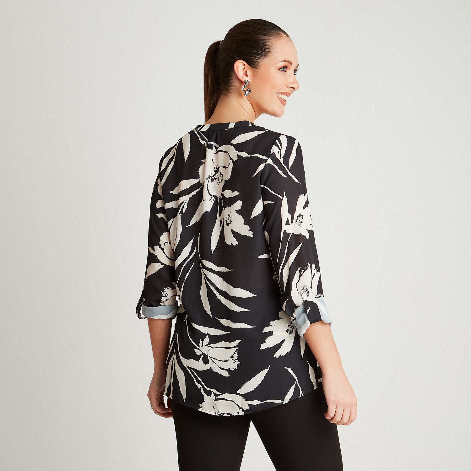 Blusa Negro Tipo Blusón Abotonado - Lorenzo di Pontti