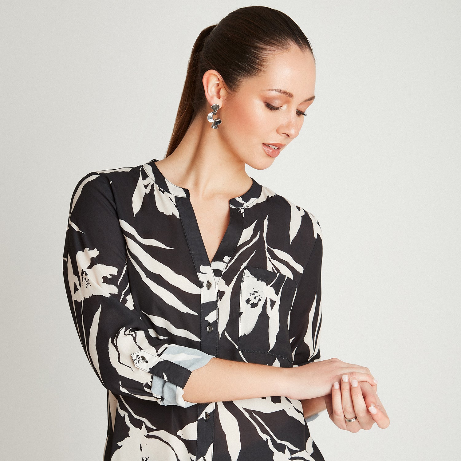 Blusa Negro Tipo Blusón Abotonado - Lorenzo di Pontti