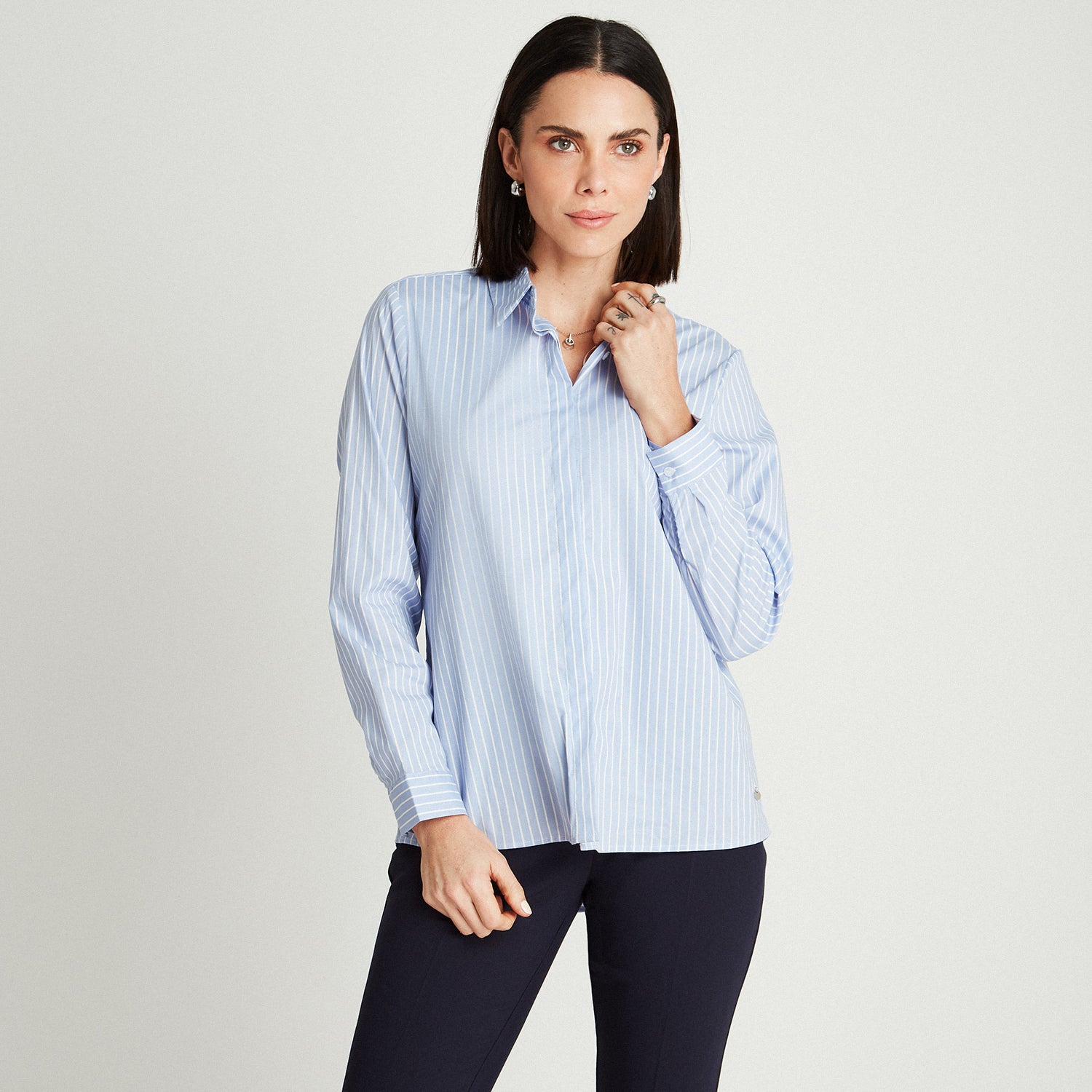 Blusa Camisera Rayada Celeste