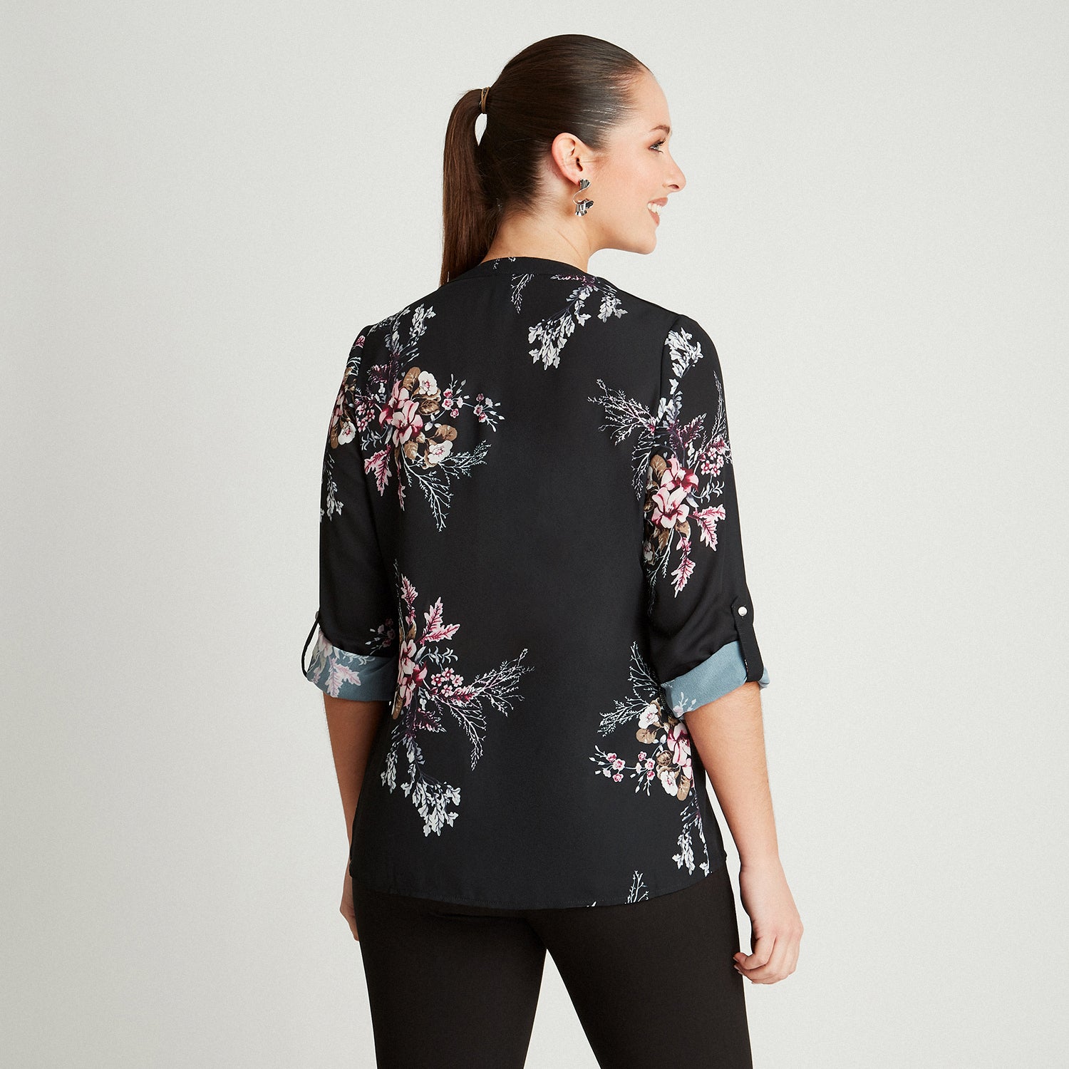 Blusa Negro Manga Larga Estampado Cuello Mao