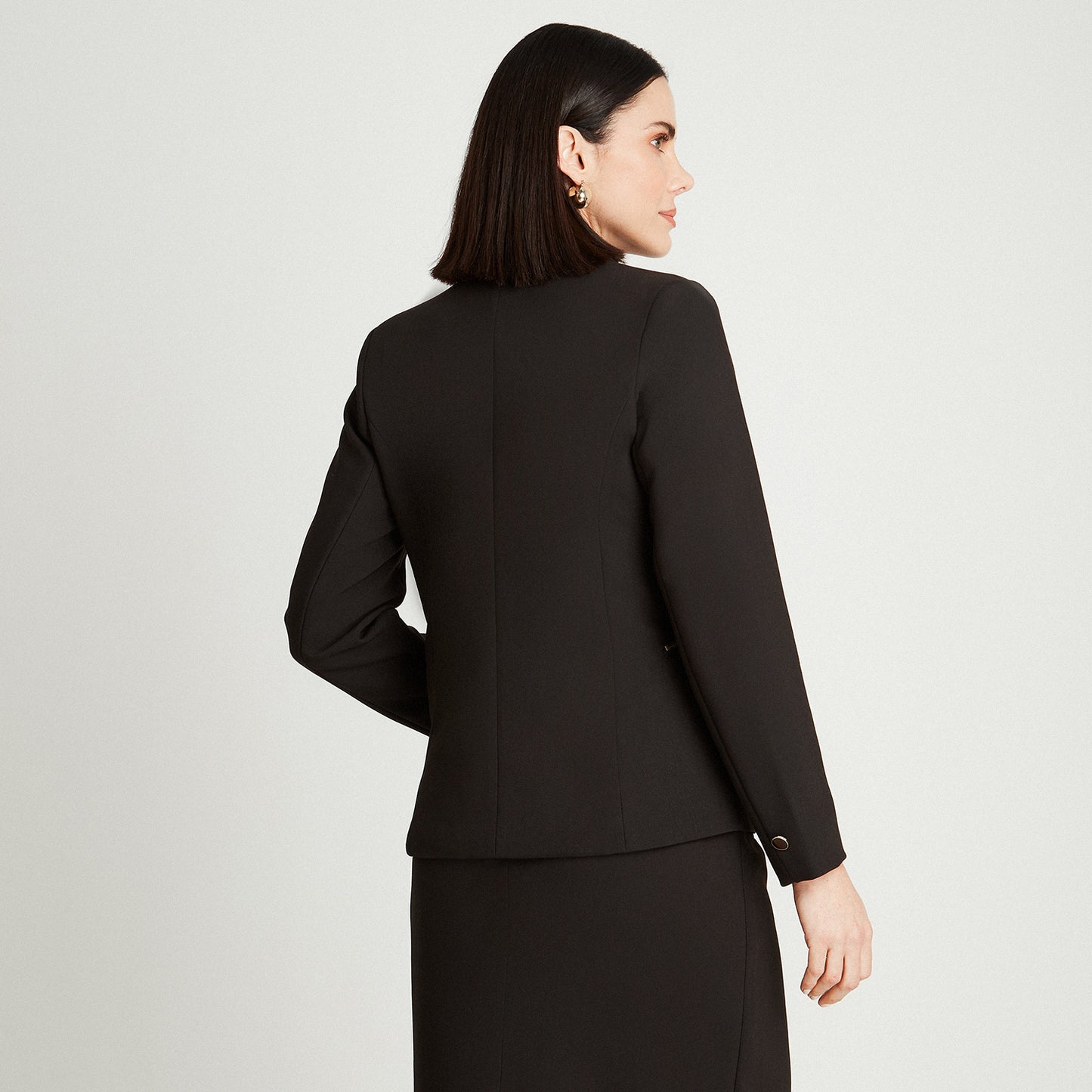 Blazer Negro Manga Larga con Estilo Sofisticado