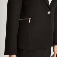 Blazer Negro Manga Larga con Estilo Sofisticado