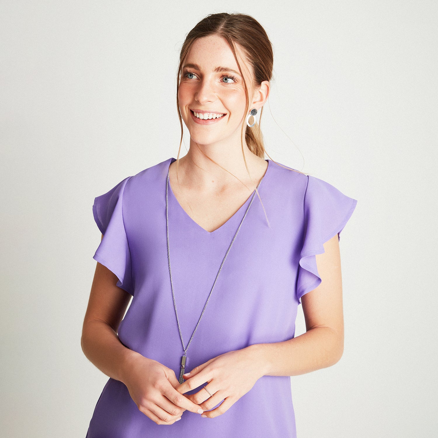 Blusa Morado Manga Vuelo Collar En Escote