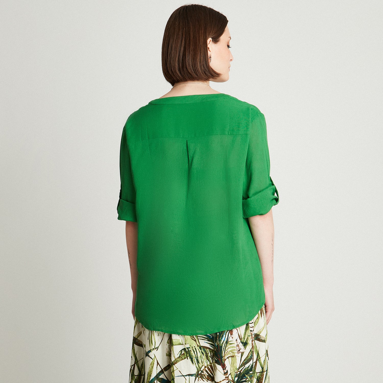 Blusa De Lino Verde Manga 3/4 Escote V