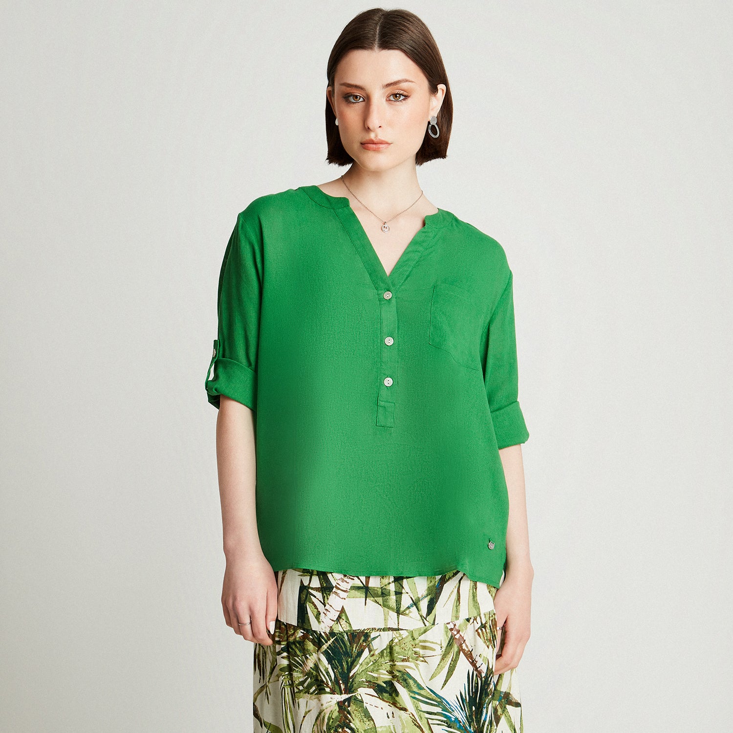 Blusa De Lino Verde Manga 3/4 Escote V