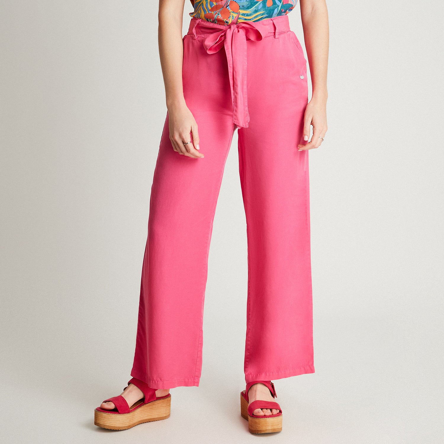 Pantalón Fucsia De Lyocell Palazzo Con Cinturón