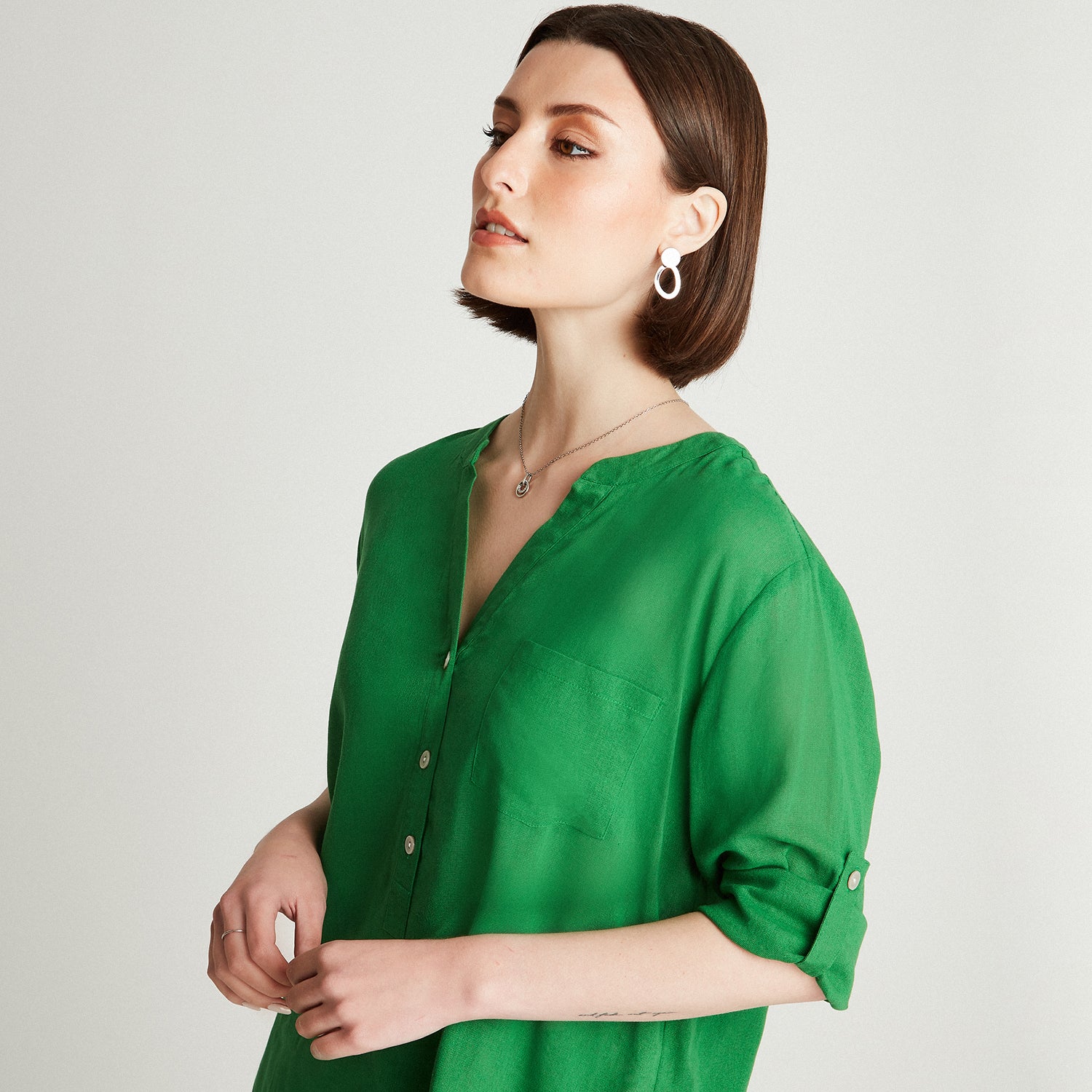 Blusa De Lino Verde Manga 3/4 Escote V