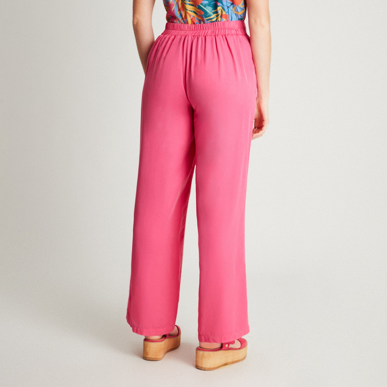 Pantalón Fucsia De Lyocell Palazzo Con Cinturón