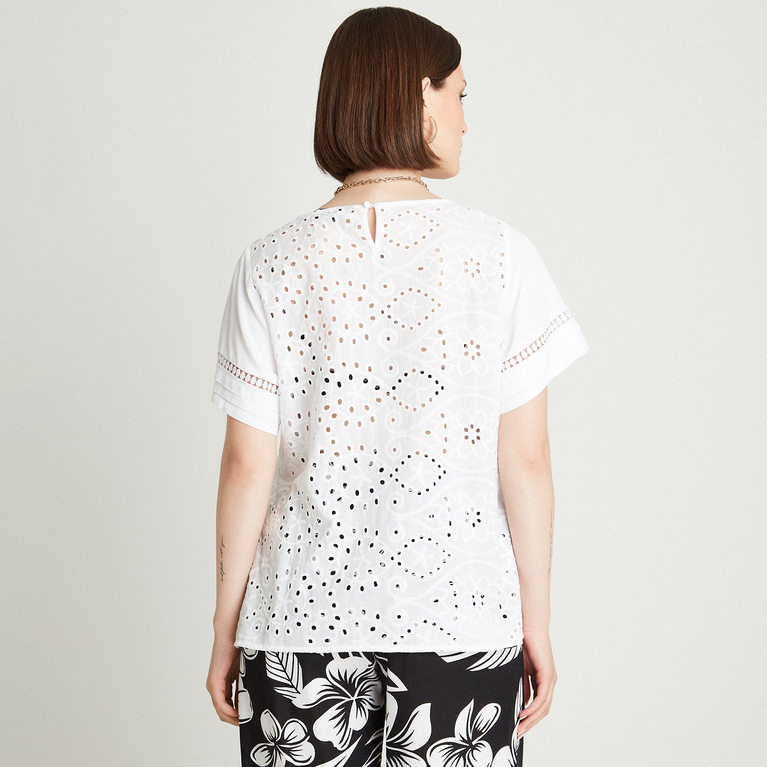 Blusa Blanco Manga Corta Cuello Redondo