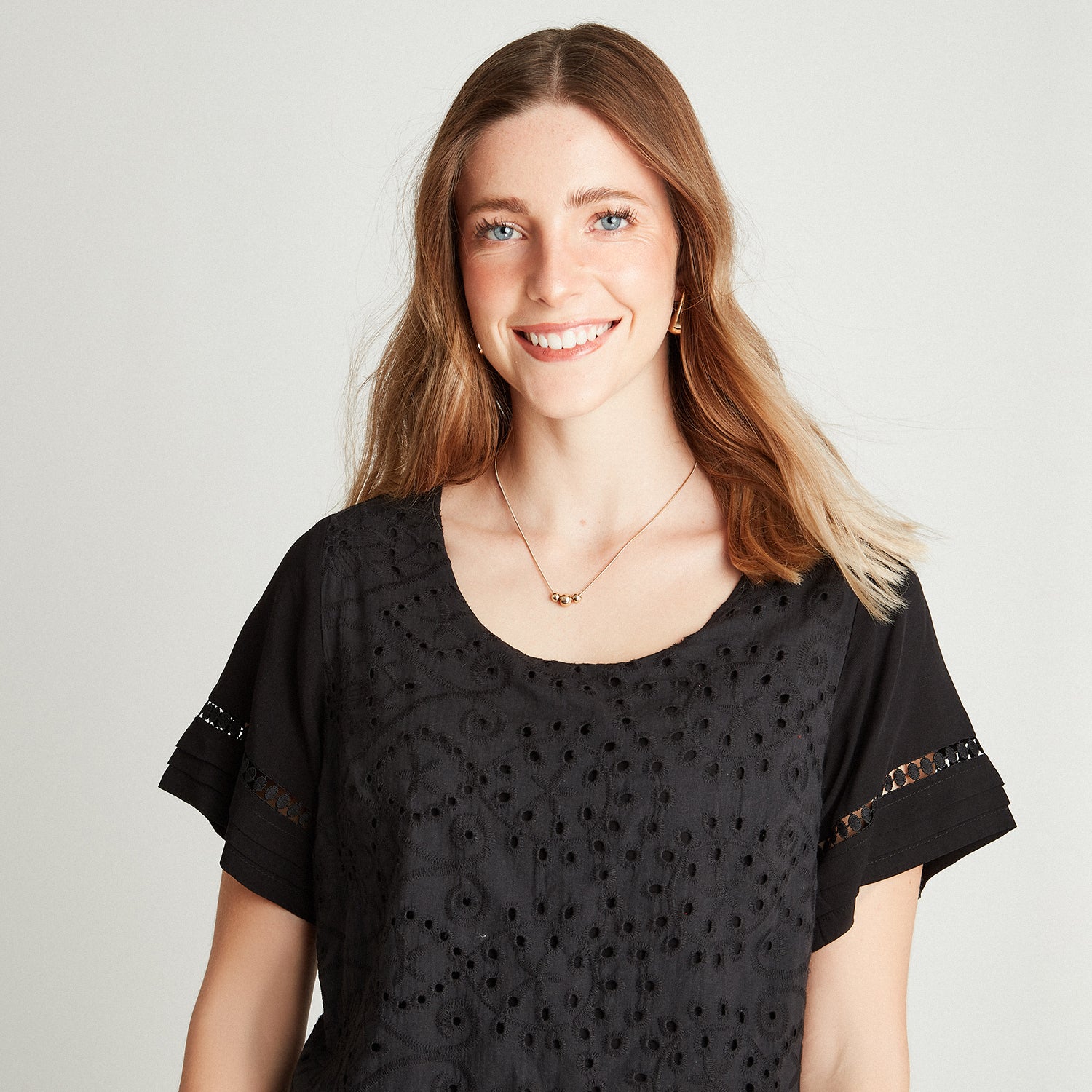 Blusa Negro Cuello Redondo - Lorenzo di Pontti