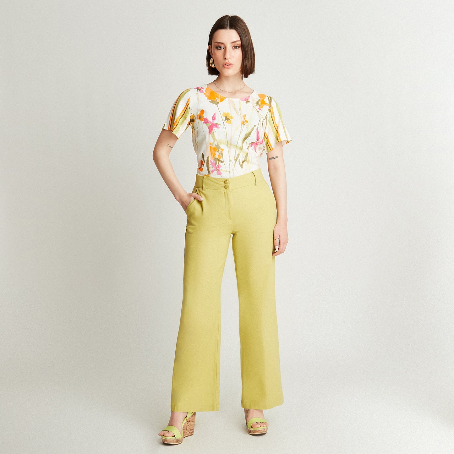 Pantalón De Lino Verde Claro Recto Con Pretina Ancha