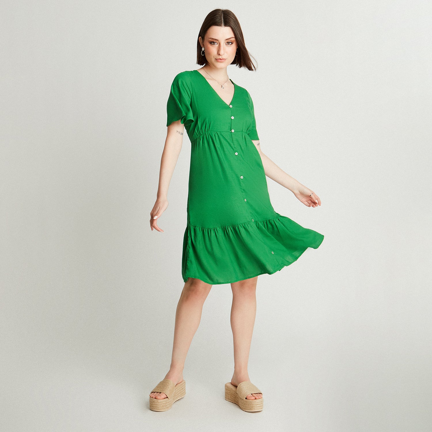 Vestido De Lino Verde Escote V Con Botones